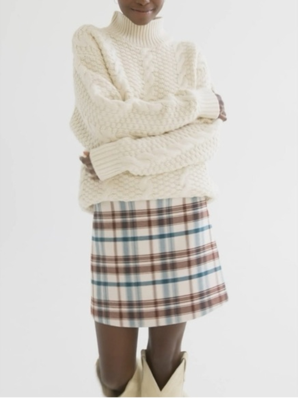 Aritzia Wilfred Conway Birch/Suave Plaid Mini Skirt Size 6